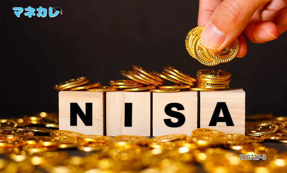 NISAのブロック文字と金貨